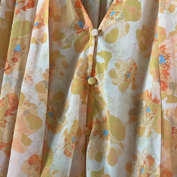 Blouse - Picture 4 of 5